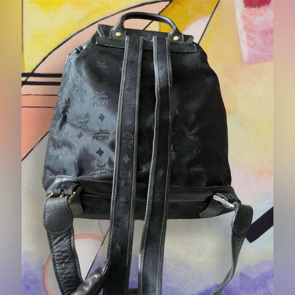 MCM EUC VINTAGE BACKPACK GORGEOUS - Picture 3 of 12